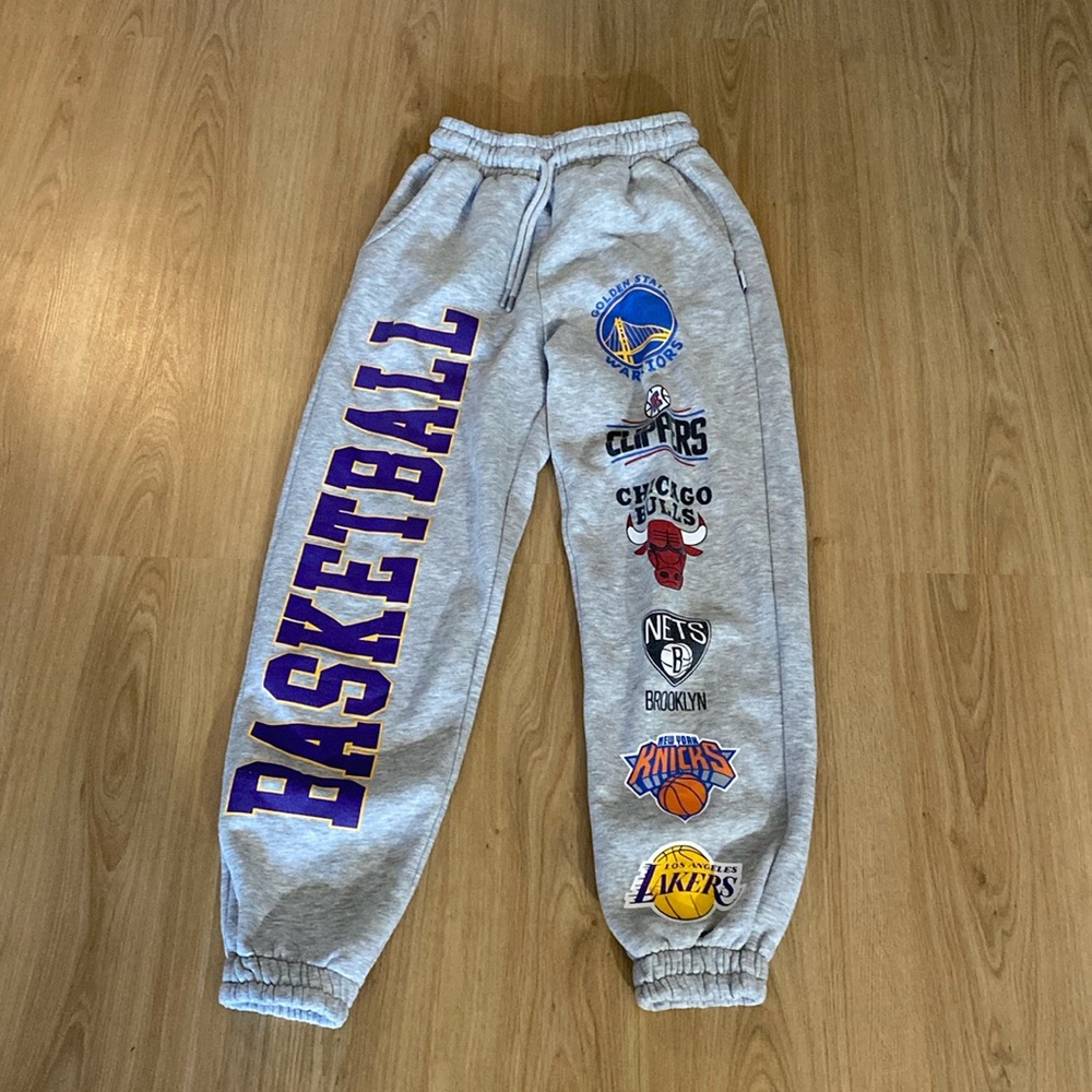 sweatpants